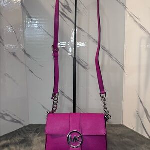 Michael Kors Fulton Small Messenger